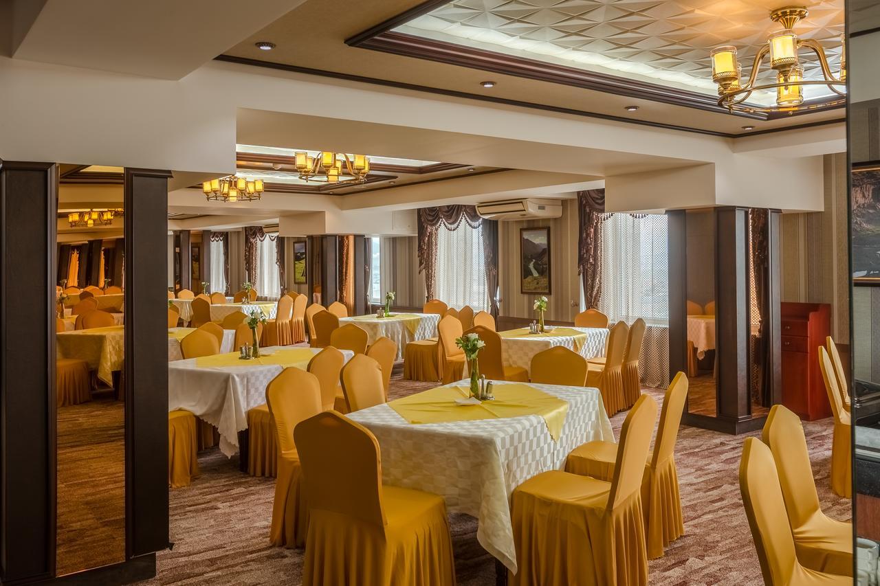 Grand Hill Hotel אולן בטור מראה חיצוני תמונה