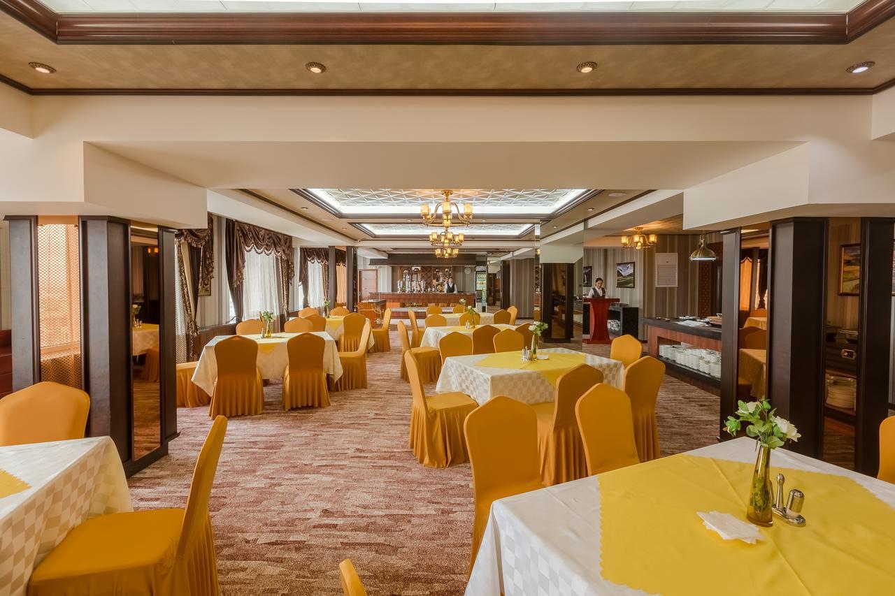 Grand Hill Hotel אולן בטור מראה חיצוני תמונה