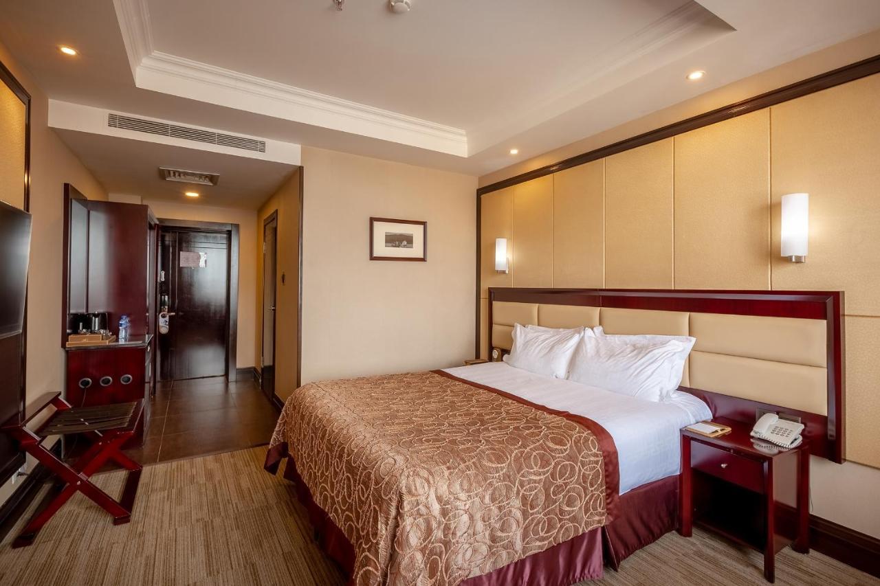 Grand Hill Hotel אולן בטור מראה חיצוני תמונה