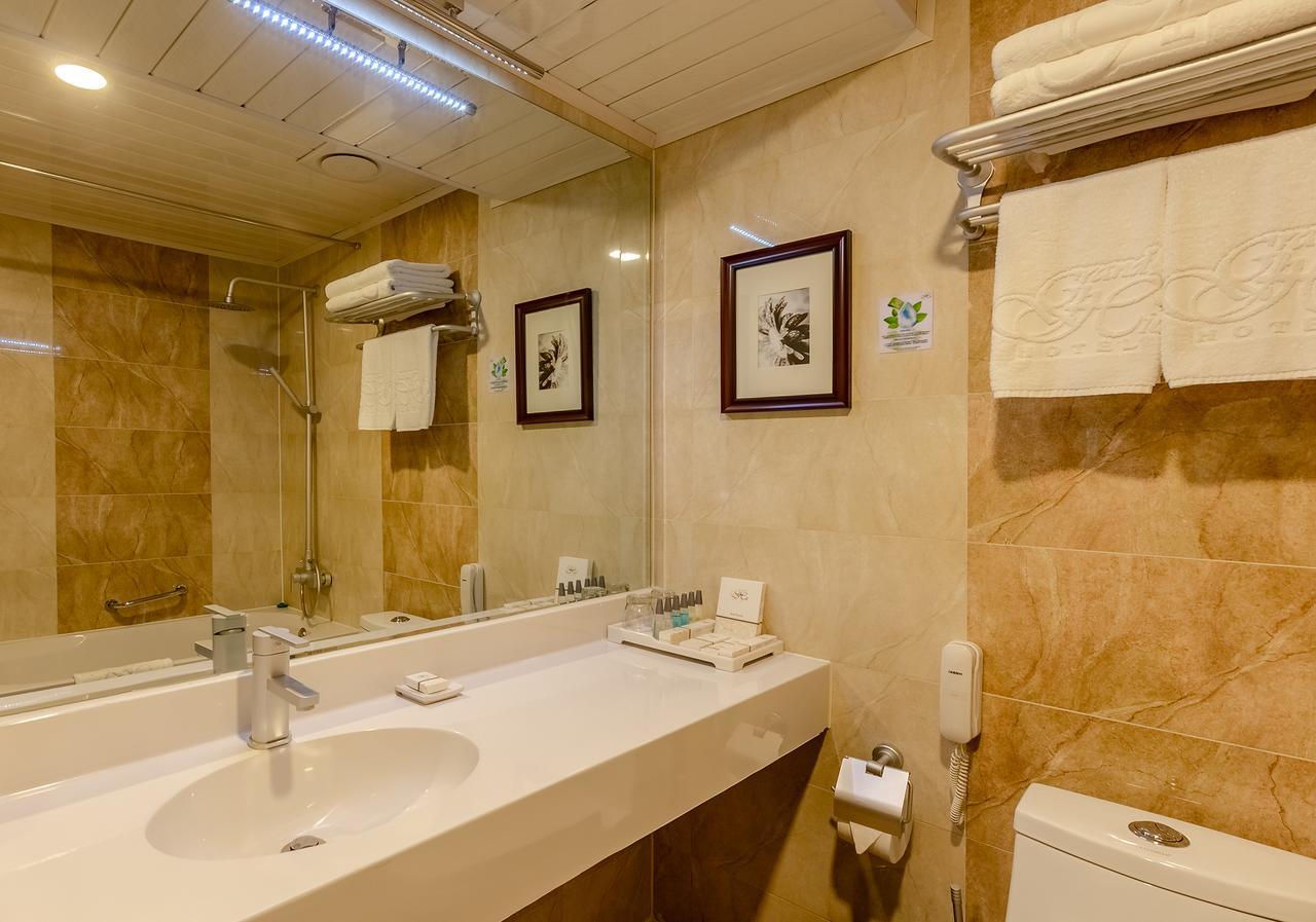 Grand Hill Hotel אולן בטור מראה חיצוני תמונה